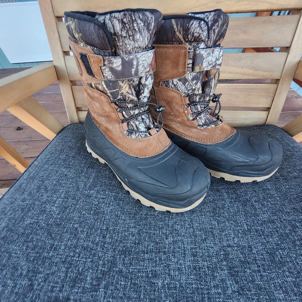 Ozark Trail Men's Snow Boots, Size 9, Rubber And Suede, Used Few Times